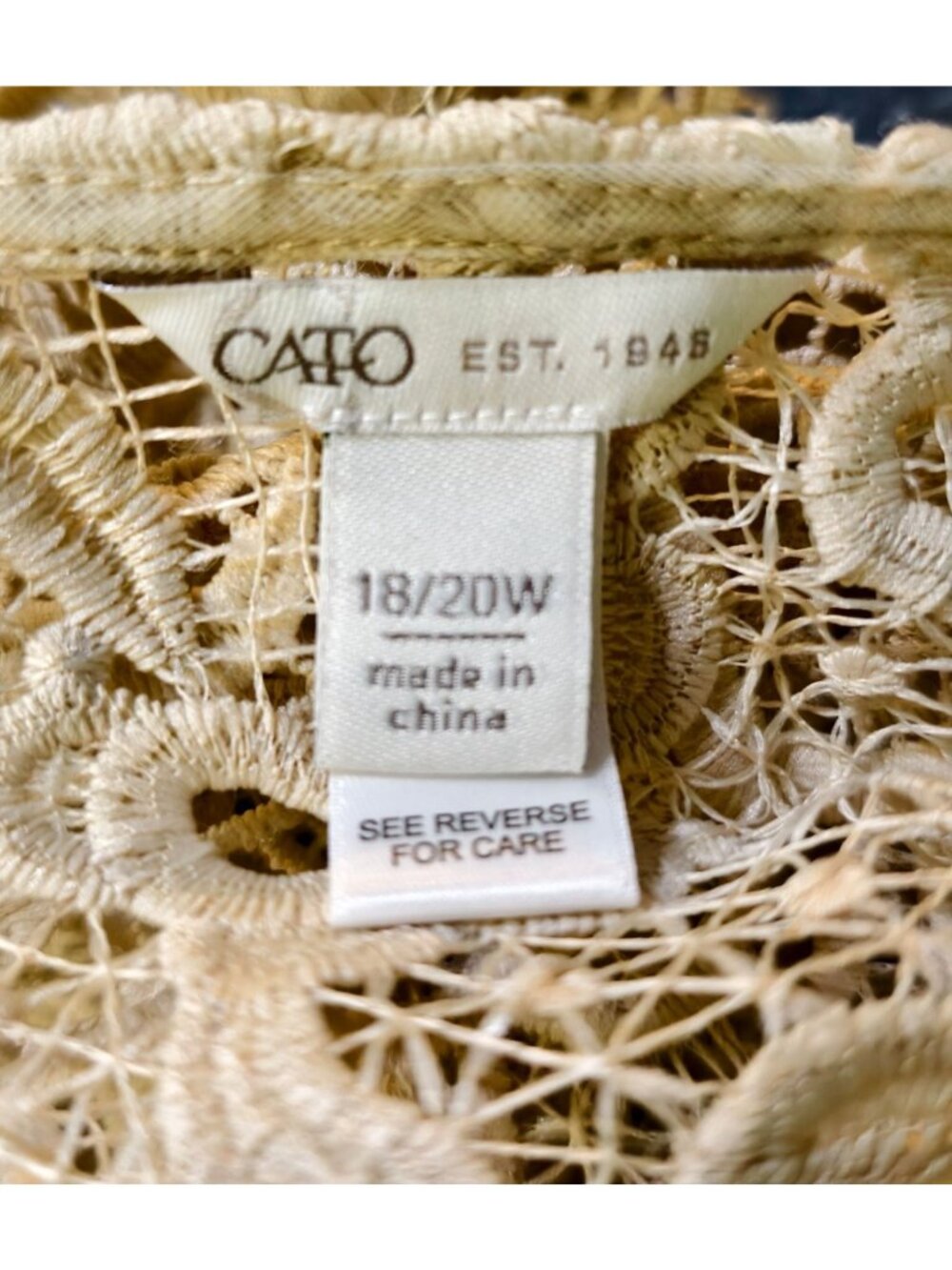 Cato Womens 18/20W Crochet Lace Cardigan Beige Chic Floral Open Front 3/4 Sleeve - Picture 5 of 6